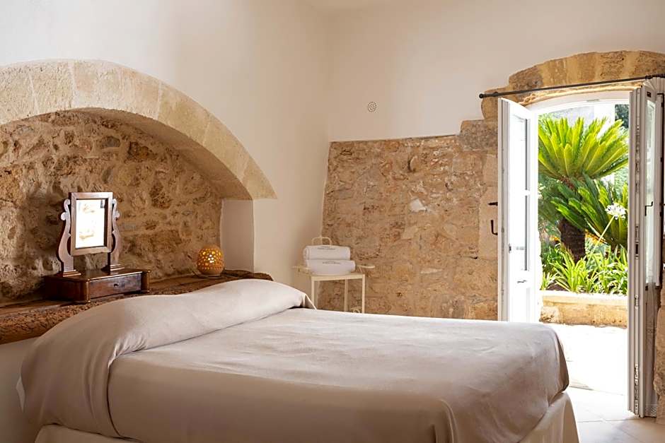 Masseria Borgo Mortella