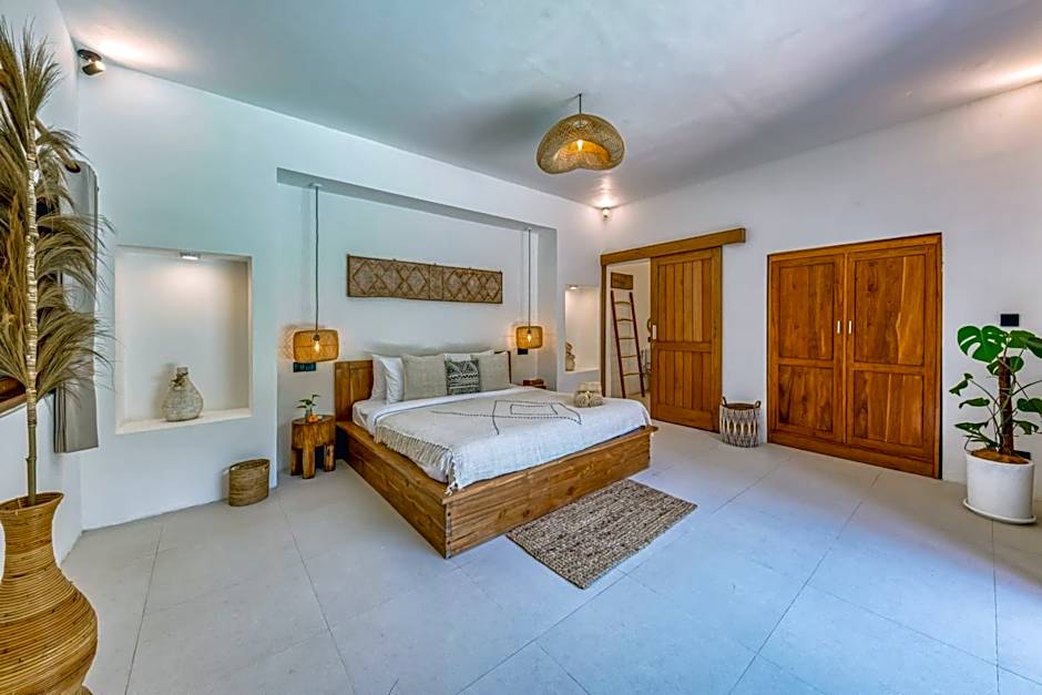 Villa Indigo - 5-BDR with huge pool and garden