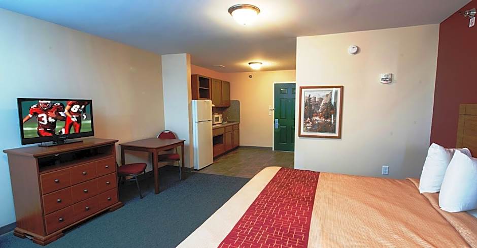 Photo 1 of 10 of 1 King Bed Suite
