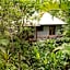 Hunchy Hideaway