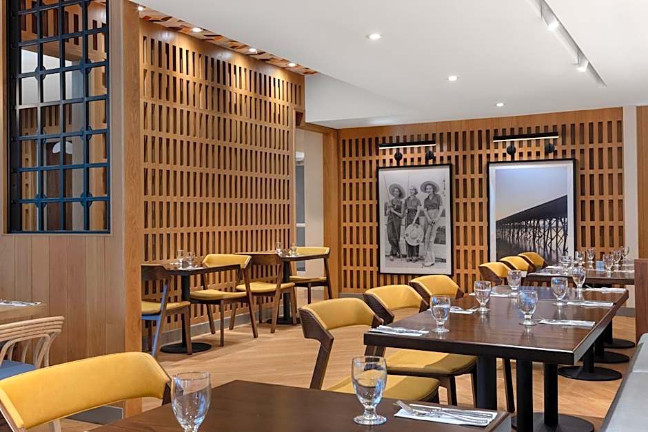 DoubleTree by Hilton Kingston