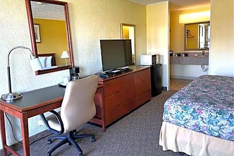 King Bed Non-Smoking