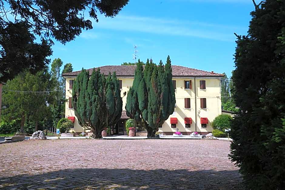 Hotel Antico Casale