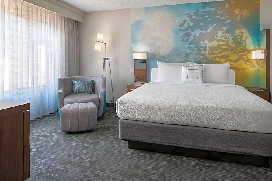 Courtyard by Marriott Las Vegas Convention Center