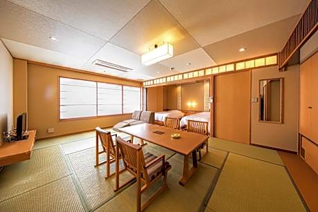 Deluxe Room with Tatami Area and Private Hot Spring Bath - Luxury Floor