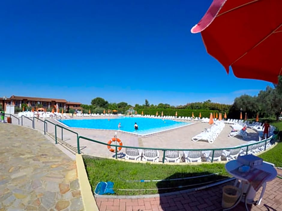 The Garda Village - Near Spiaggia Brema