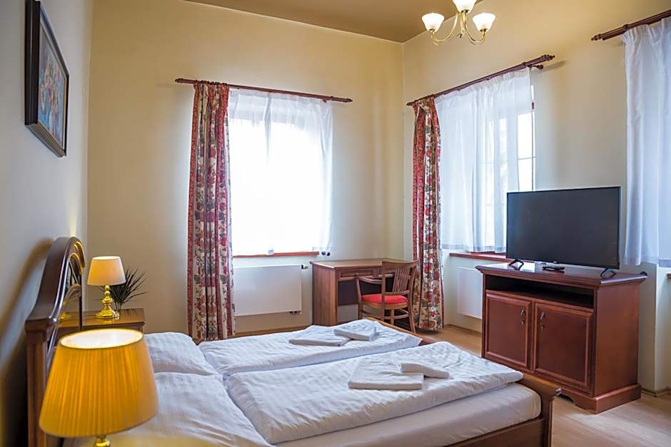 Hostel Little Quarter