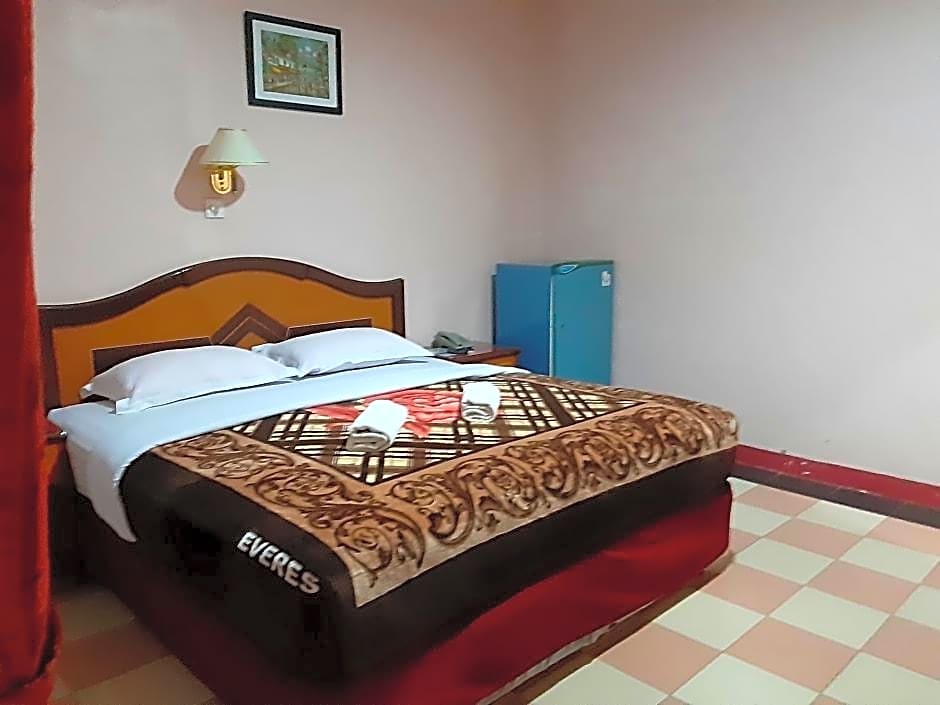 Hotel Parewisata by ZUZU