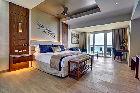 Luxury Junior Suite Ocean Front 
