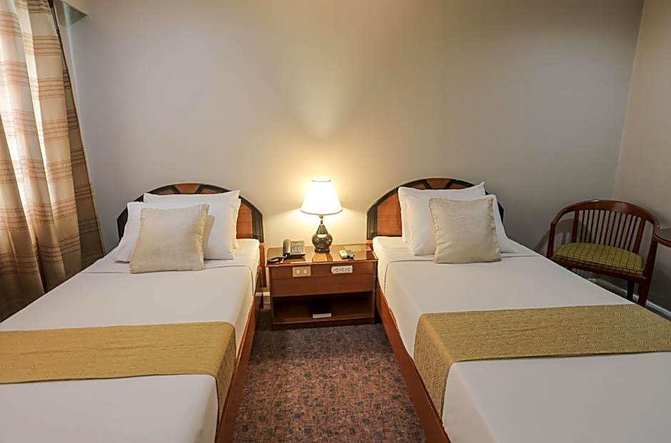 Holiday Plaza Hotel Cebu