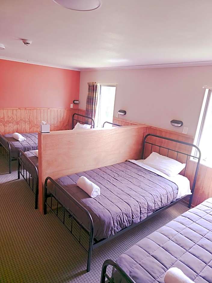 Waitomo Village Chalets home of Kiwipaka