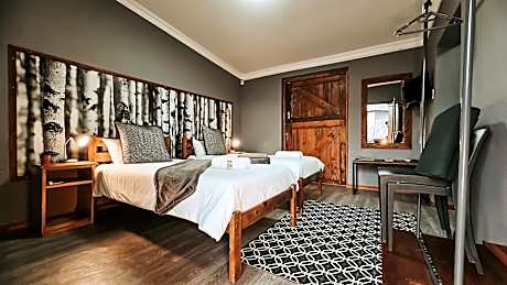 Standard Twin Stable Room