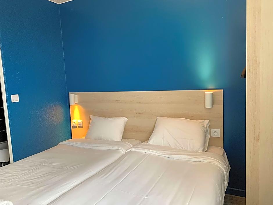 Kyriad Direct Dreux