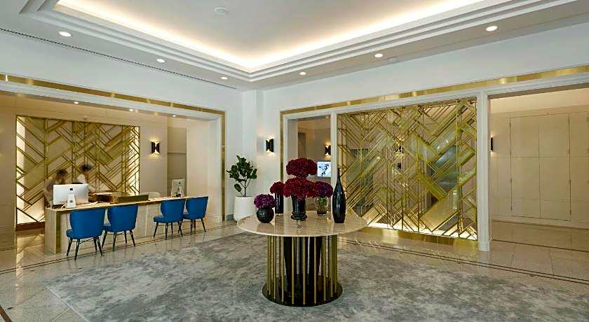 Bliston Suwan Parkview Hotel