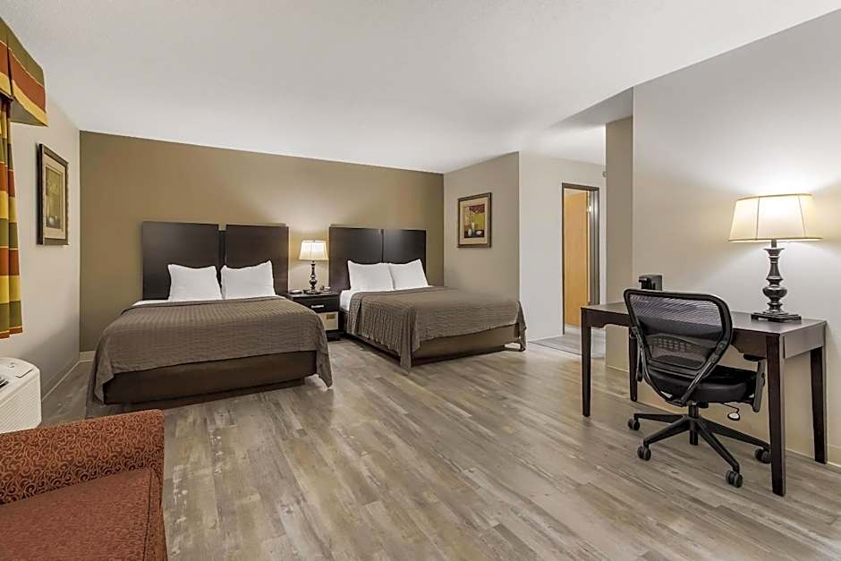 Econo Lodge Inn & Suites Yankton