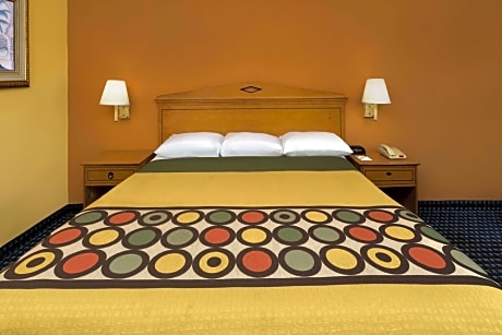 King Room - Non-Smoking