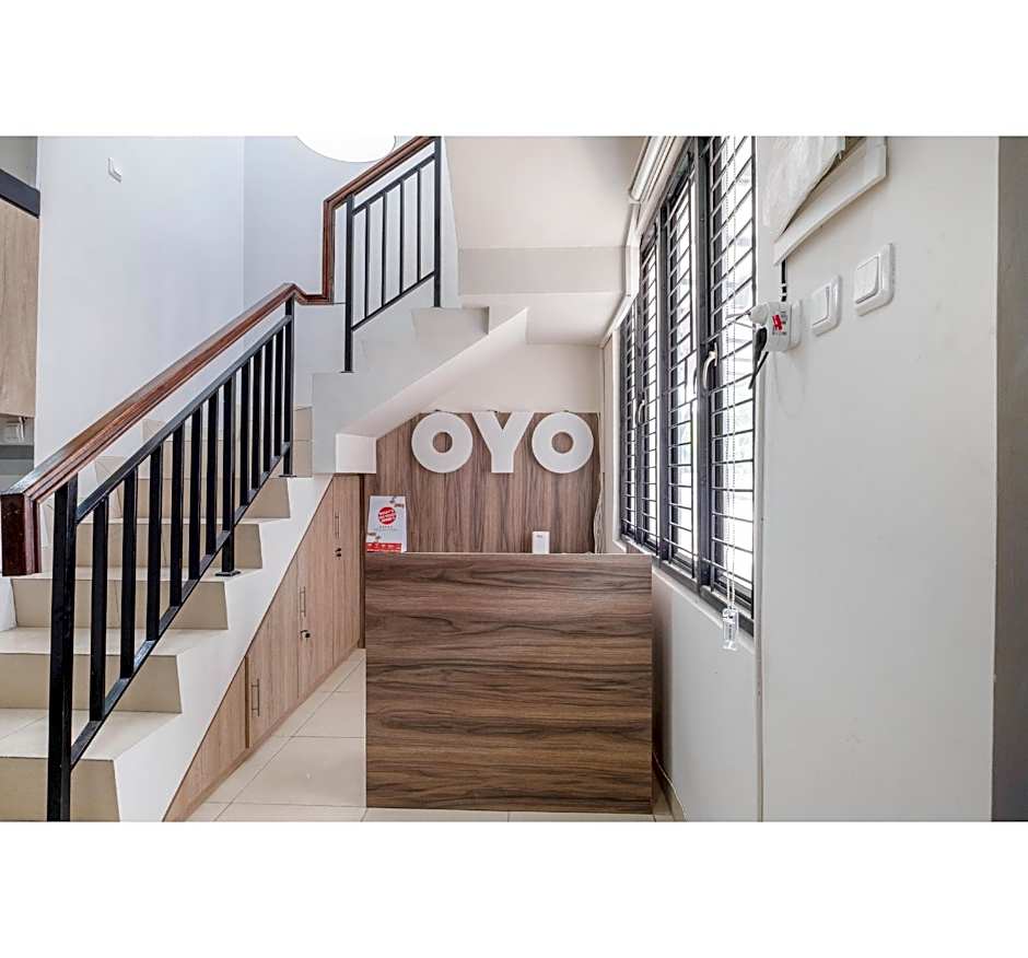 OYO Life 3248 Vision Residence Karawang