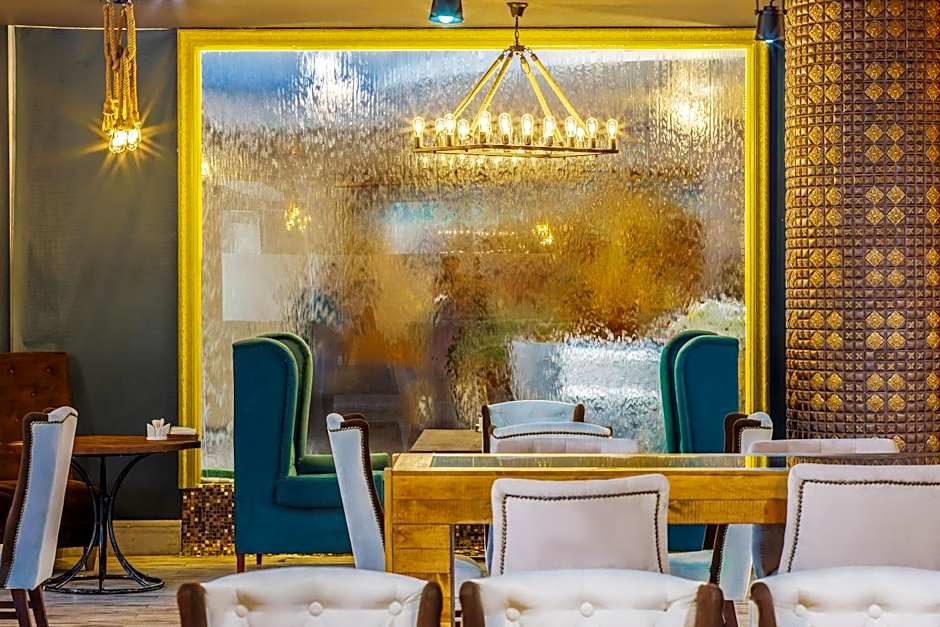 Darhan Boutique Hotel