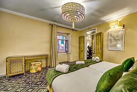 Superior Double or Twin Room with Pool View