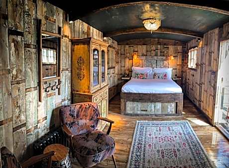 Rede Shepherds Hut