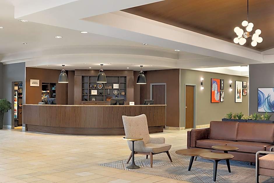 Four Points By Sheraton Edmonton South