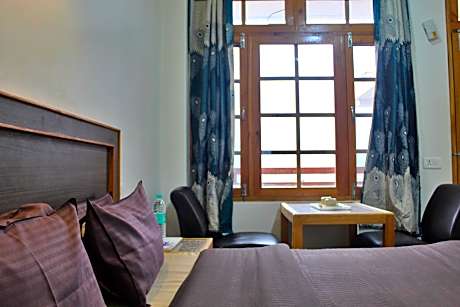 Soham Hotel and Restaurant