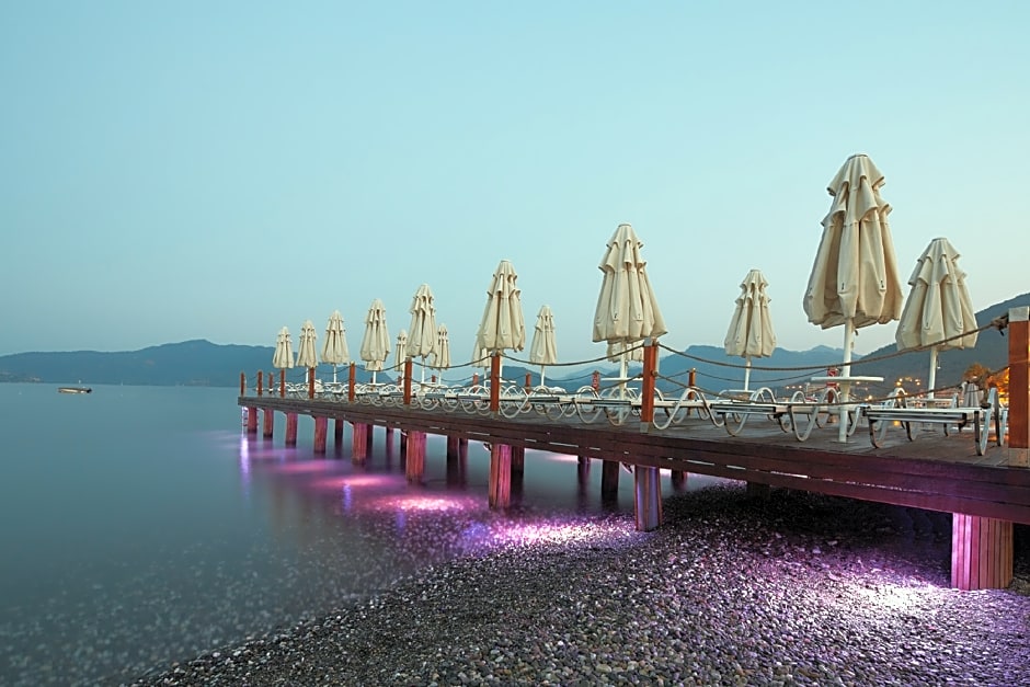 Emre Hotel  And Emre Beach Hotel