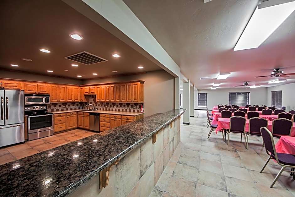 Sleep Inn & Suites Hennessey