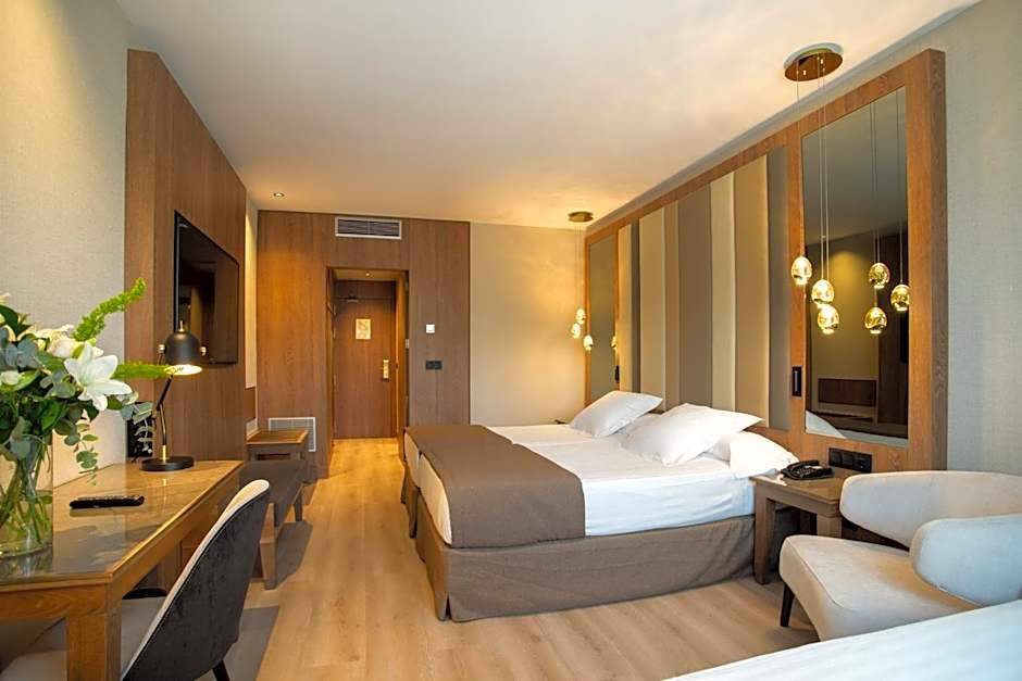 Hotel Granada Center