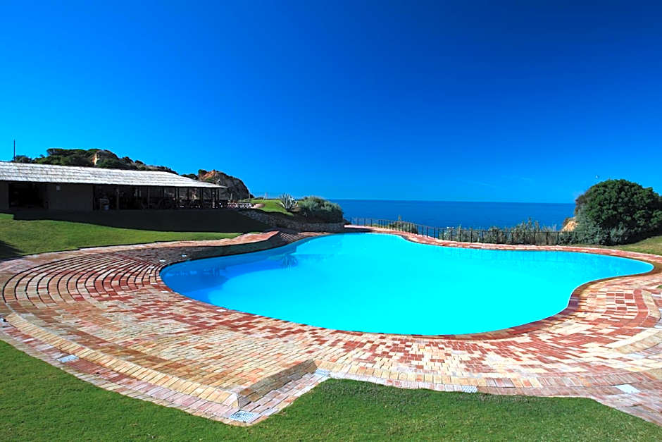 Aldeamento Turistico da Prainha