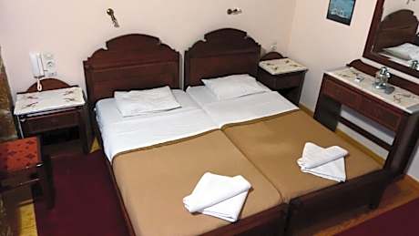 Double or Twin Room with Side Sea View