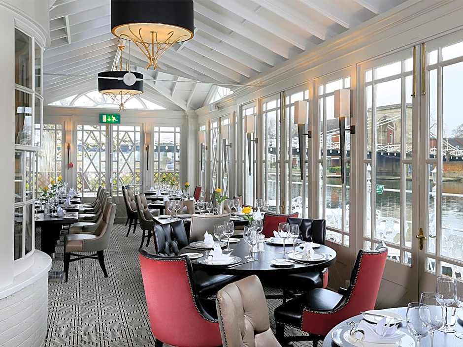 Macdonald Compleat Angler