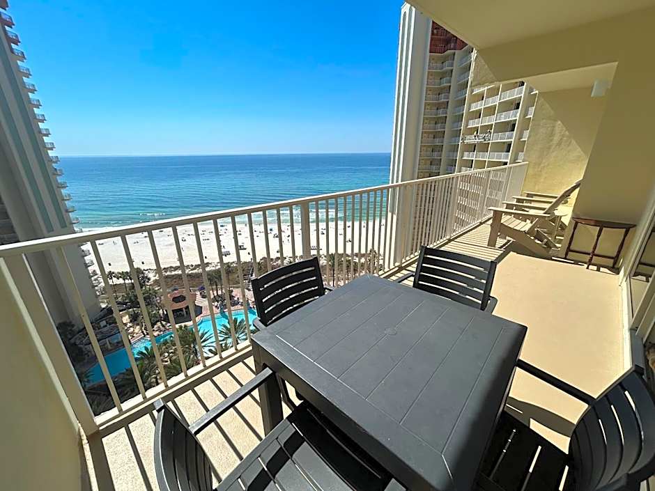 Amazing views! Great beachfront Panama City Condo