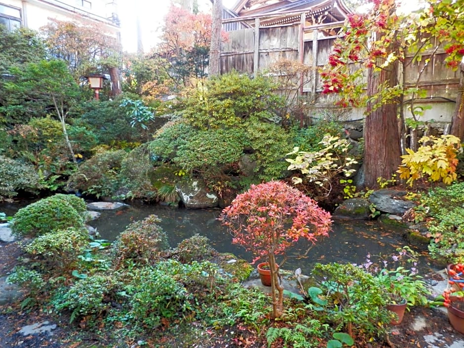 Maruka Ryokan