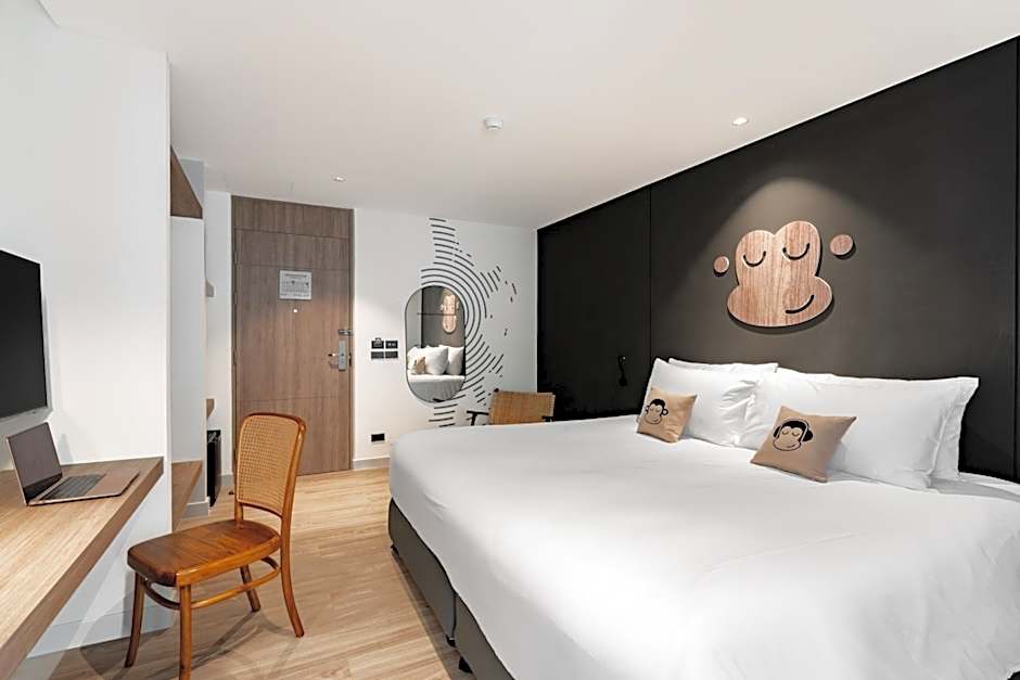 Blu Monkey Hub and Hotel Laguna, Bangtao Phuket
