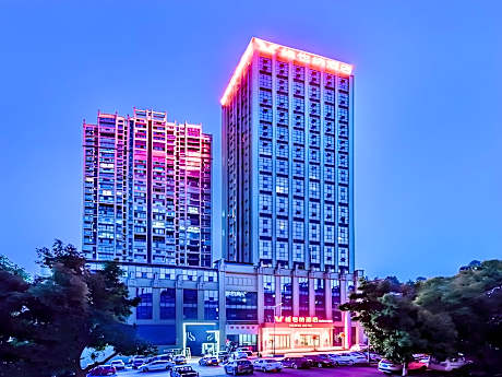 Vienna Hotel Sichuan Hejiang Yangtze River Bridge