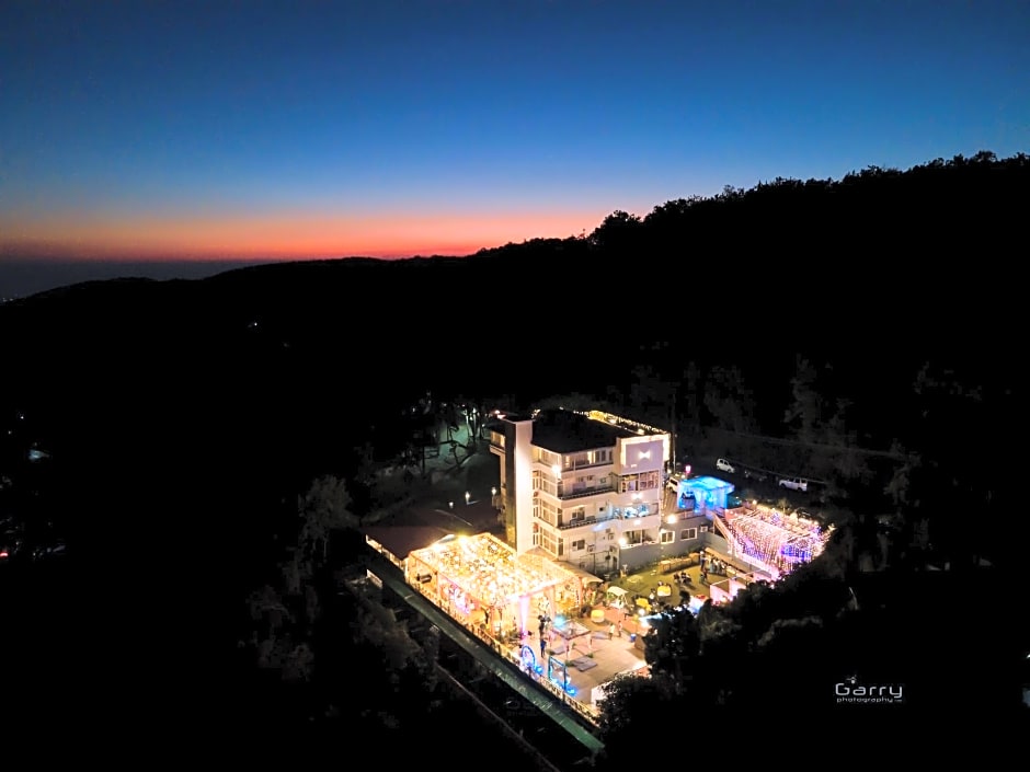 Hotel Rajpur Heights