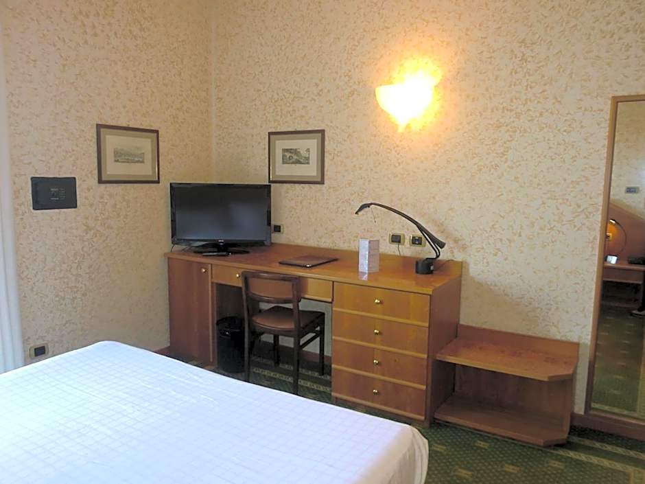 Hotel Ariston