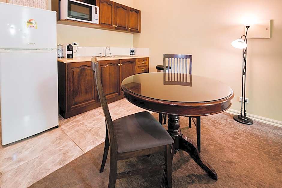 castlemaine colonial motel