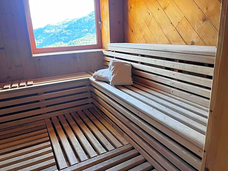 Hotel Holiday Debili