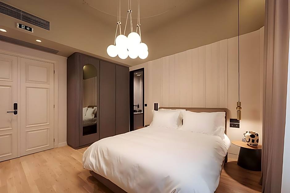 Zenith Premium Suites