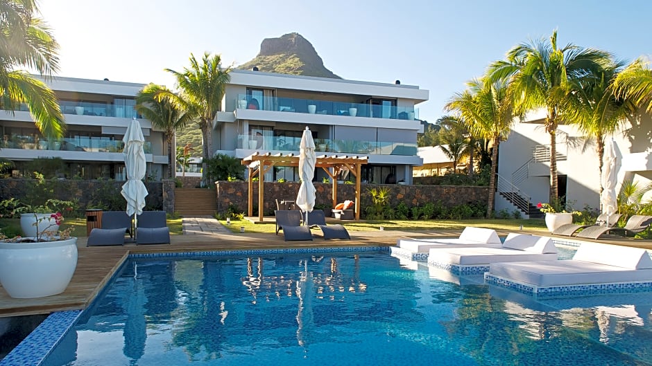 Leora Beach by horizon holidays