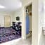 Rodeway Inn & Suites