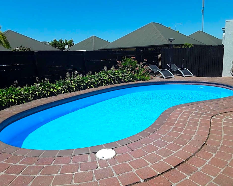 ASURE Sundowner Motel