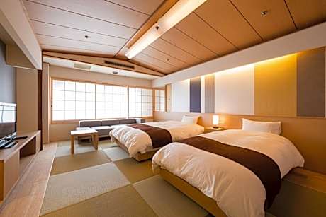 Twin Room with Tatami Floor - Non-Smoking - Japanese Kaiseki Dinner