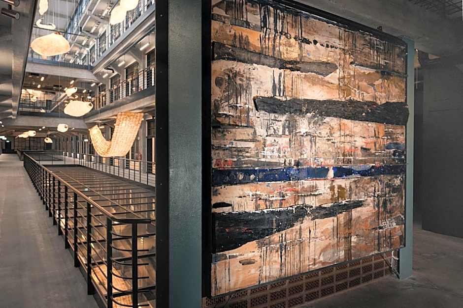 MONTOWNIA Lofts & Experience