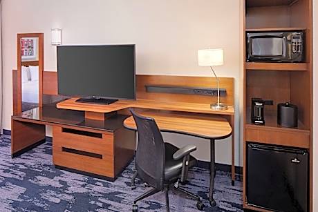 Executive Room, 1 King Bed with Sofa bed (Mobility/Hearing Access, Transf Shwr)