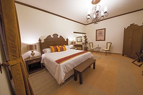 Deluxe Double Room with Extra Bed