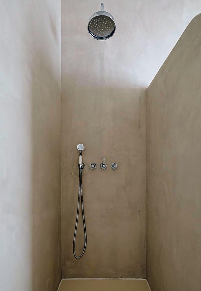 White Exclusive Suites & Villas