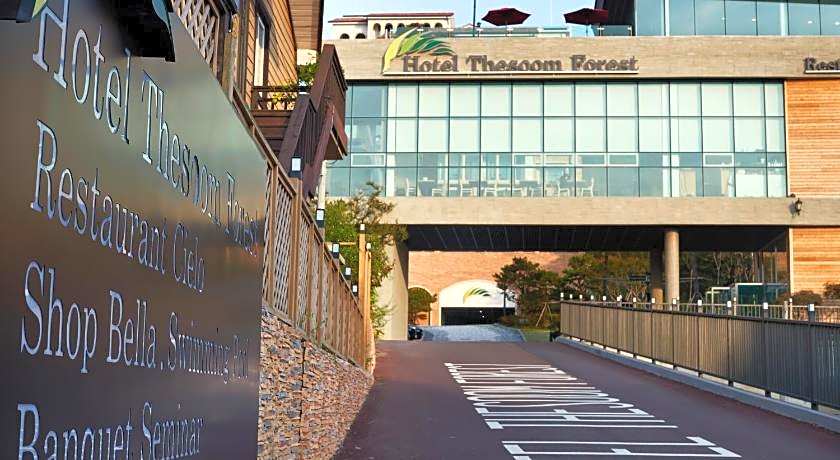 Hotel Thesoom Forest